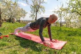 2025年亚洲杯乒乓赛｜张本智和副盟出线 中国6男6女全晋16强