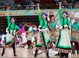 连续参加多场比赛（Multi-tabling）的精力分配技巧。（多桌同时参赛的精力管理策略）