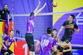 NBA：湖人遭遇惨败 浓眉受困犯规困扰