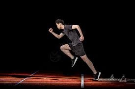 这就是射击，犬牙交错，两位枪神太强了，心脏不大真搞不了射击，看的太紧张了！＂