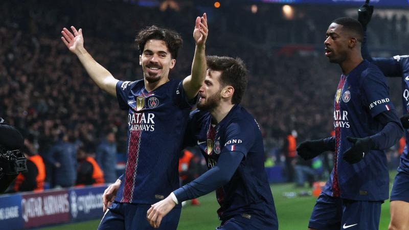 萨拉赫将被提供丰厚的利物浦离队机会“仅在一个条件下”